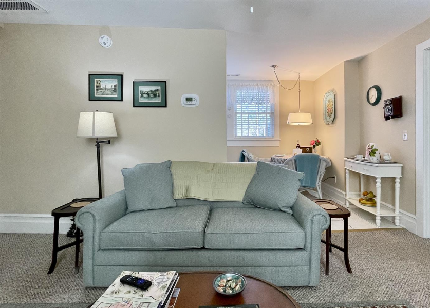 160 Palmetto RoadUnit #A - Photo 2 of 8