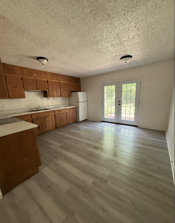 1379 State Park Rd #1 - Photo 3 of 10