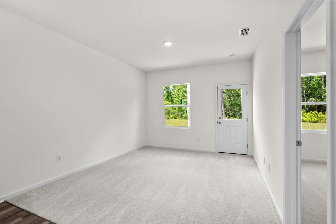 450 Castillo Dr #1 - Photo 7 of 40