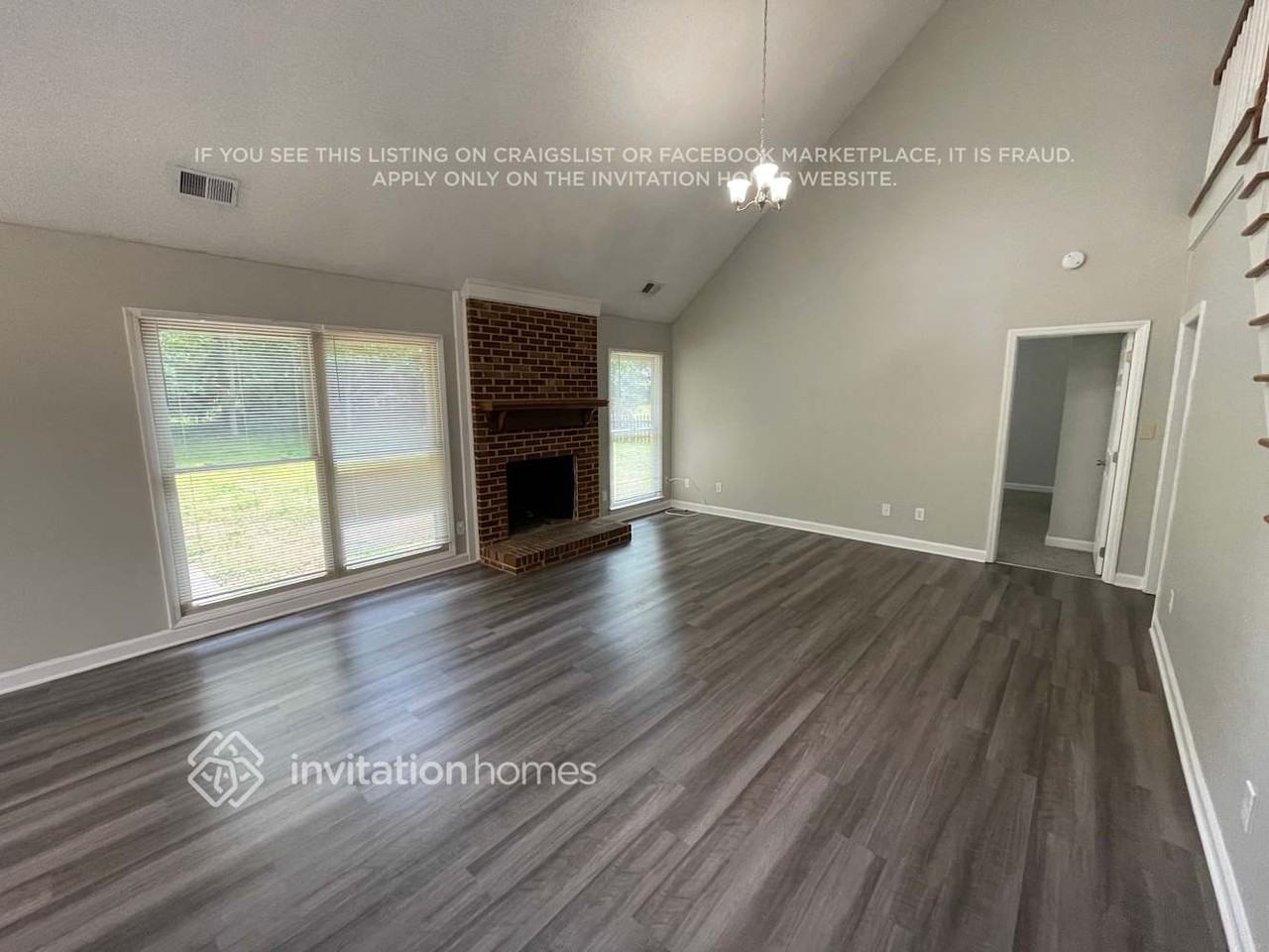 2900 Oakcroft Dr - Photo 2 of 16