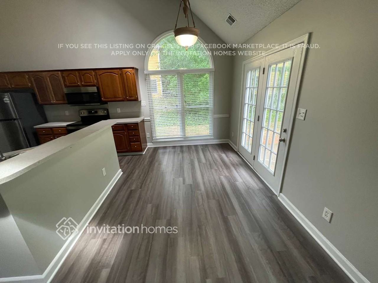 2900 Oakcroft Dr - Photo 3 of 16
