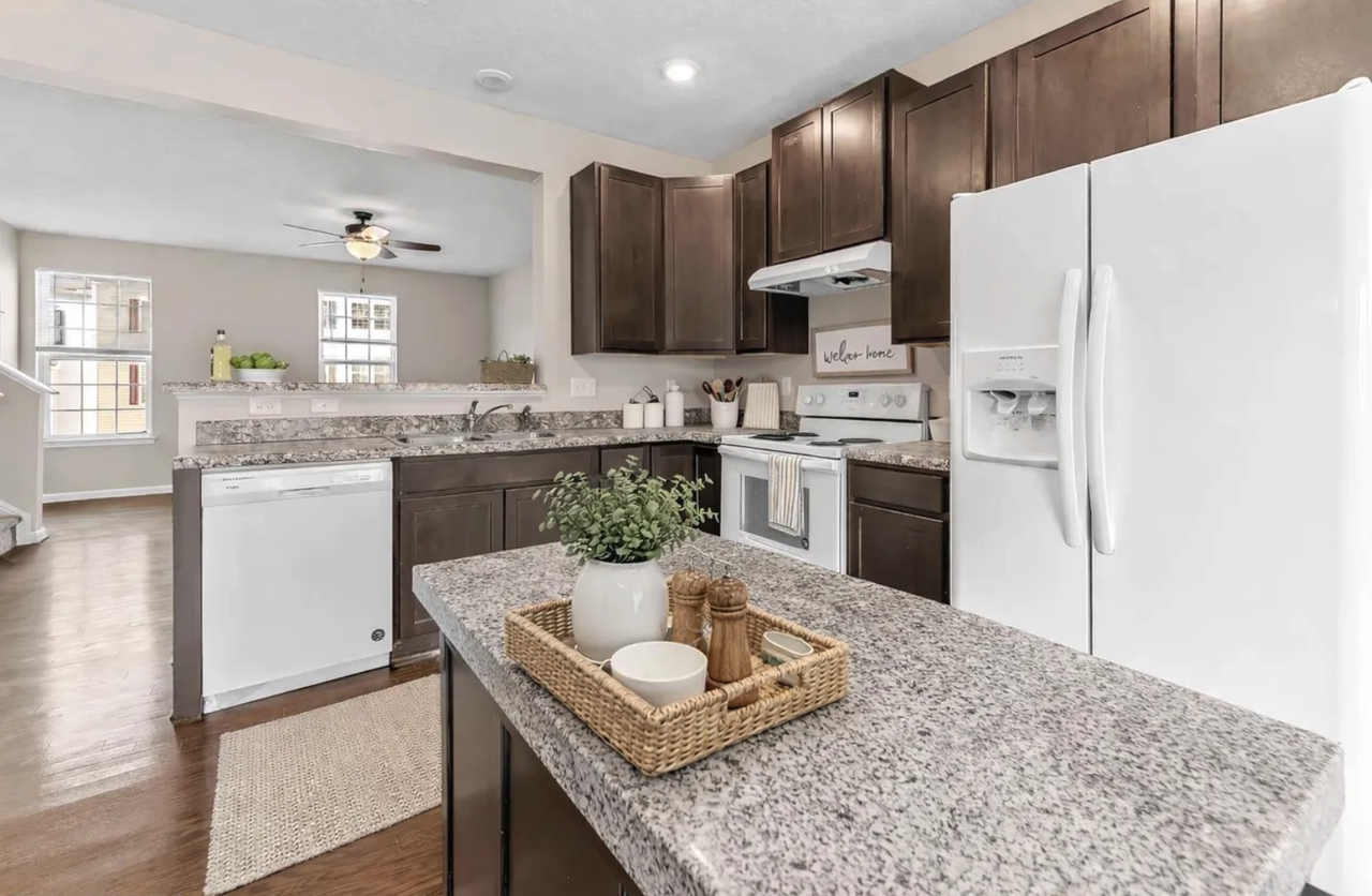 138 Inlet Street - Photo 2 of 21