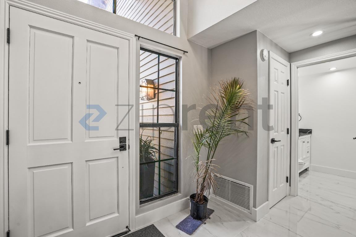 16810 Picadilly Ln - Photo 7 of 38