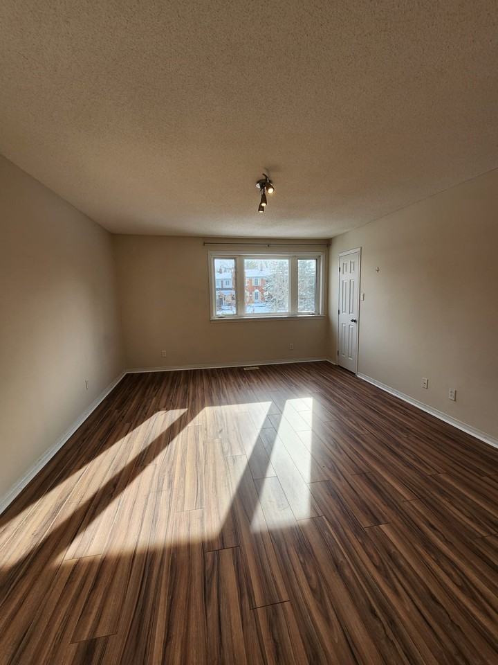 134 Monterey Drive - Photo 5 of 13