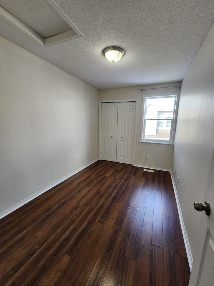 134 Monterey Drive - Photo 6 of 13