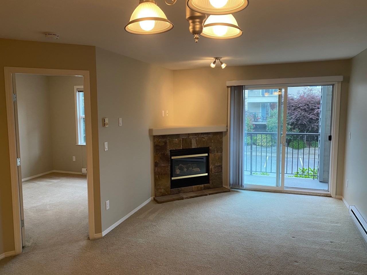 9245 Edward St - Photo 3 of 7