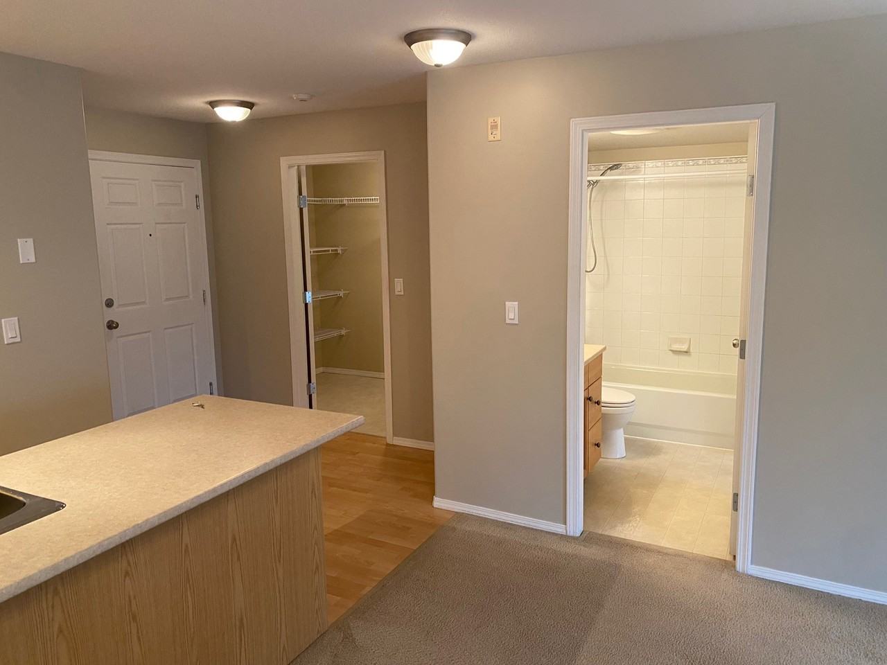 9245 Edward St - Photo 5 of 7