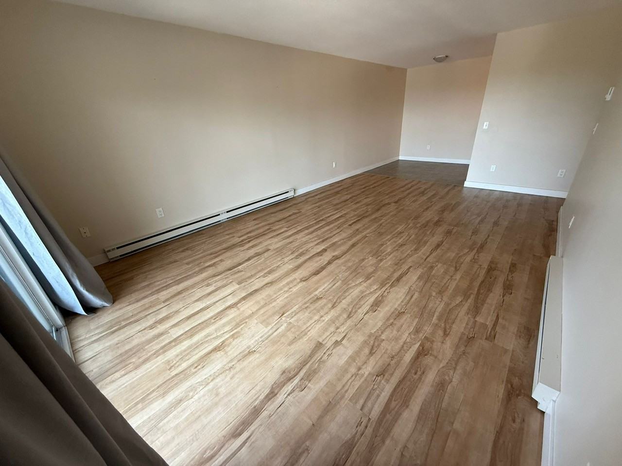 Highland Court - Photo 5 of 8