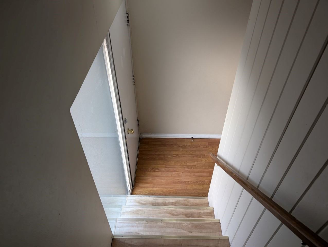 1075 12th St - Photo 5 of 11