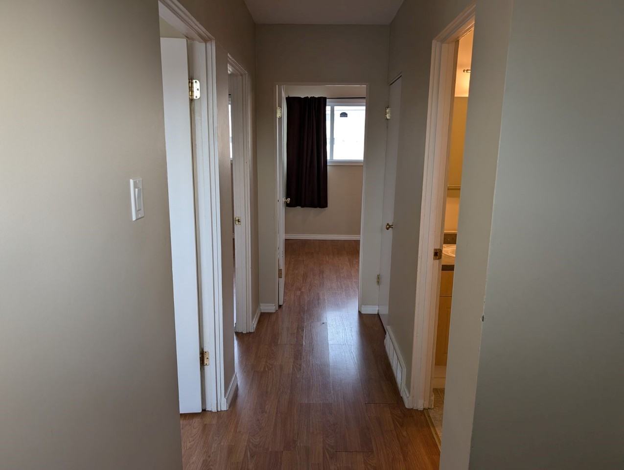 1075 12th St - Photo 6 of 11