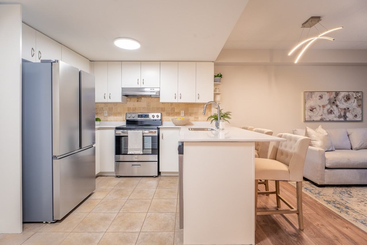 110-39 Goodwin Drive - Photo 4 of 11