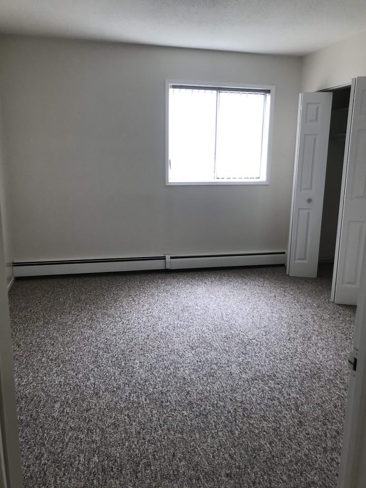 Croft House Apartments - Photo 5 of 14