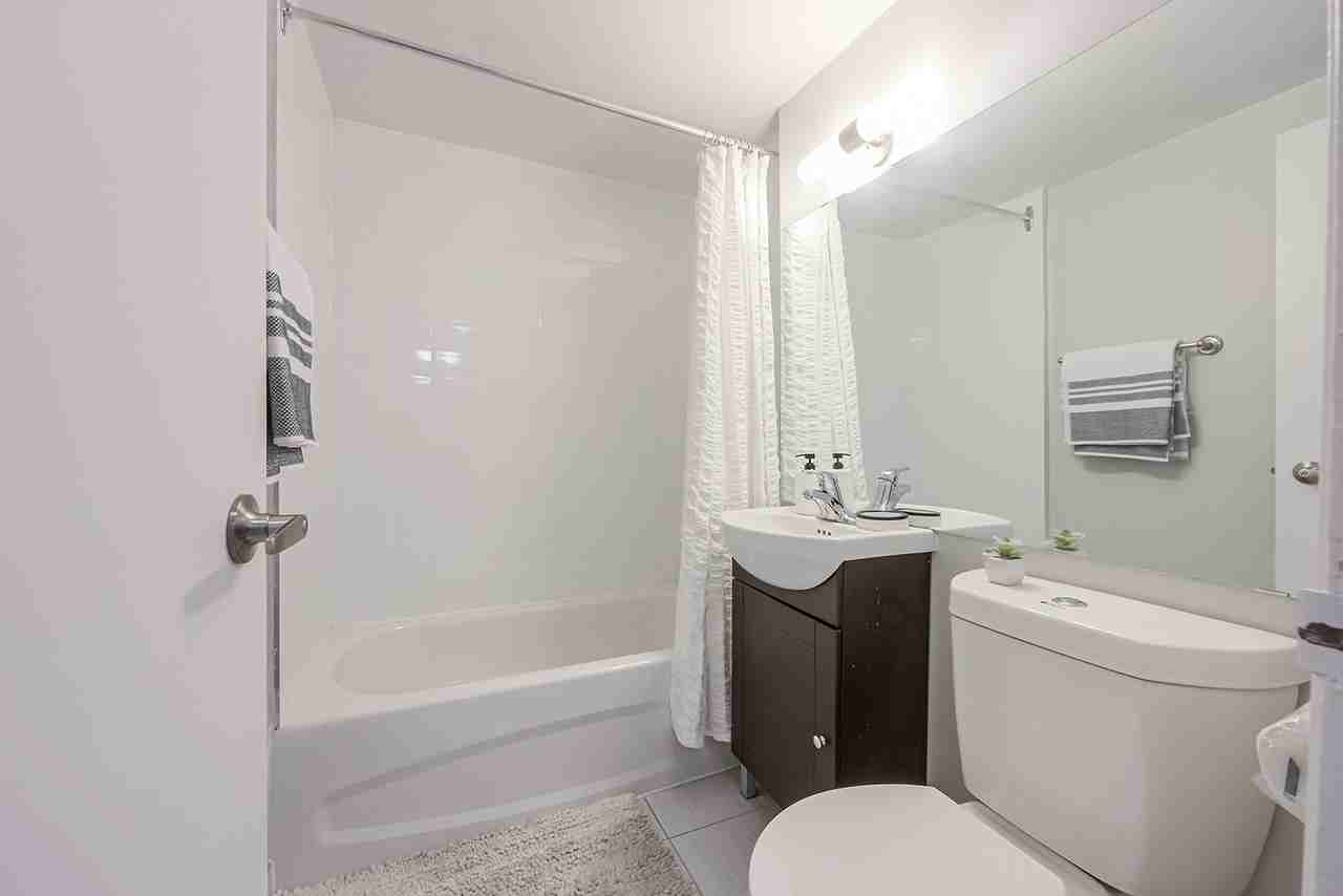 Lord Dufferin Apartments - Photo 6 of 22