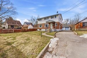featured image of 8 Reynolds Cres