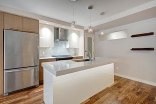 1029 15 Ave Sw - Photo 1 of 1
