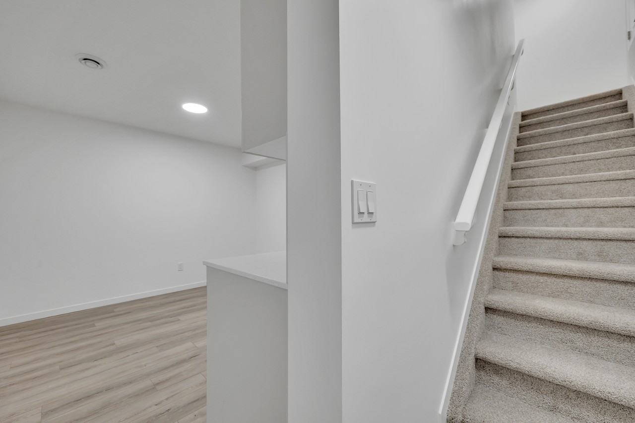 1235 Keswick Dr Sw - Photo 4 of 10