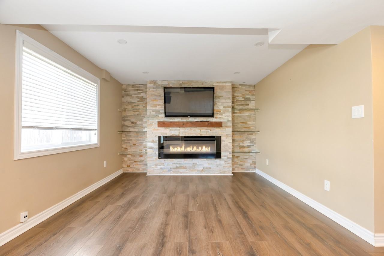 2 Humber St, Barrie, ON L4N 5S4, Canada - Photo 4 of 10