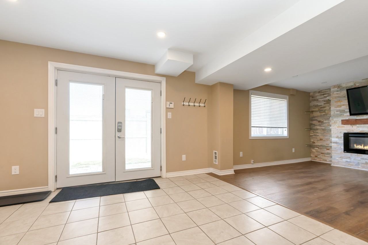 2 Humber St, Barrie, ON L4N 5S4, Canada - Photo 6 of 10