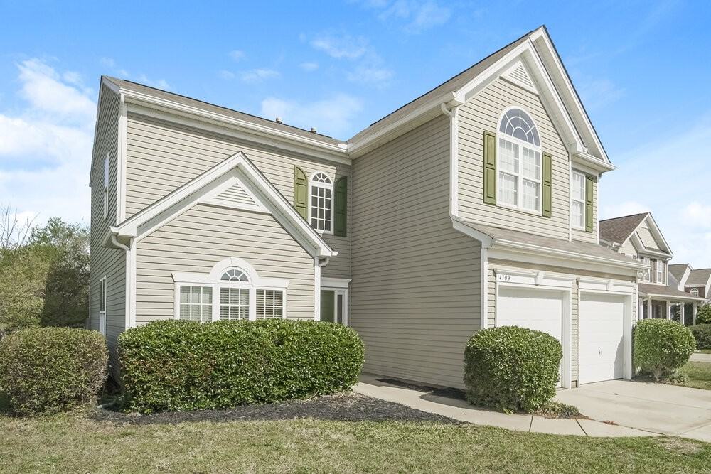 14709 Asheton Creek Dr - Photo 4 of 17