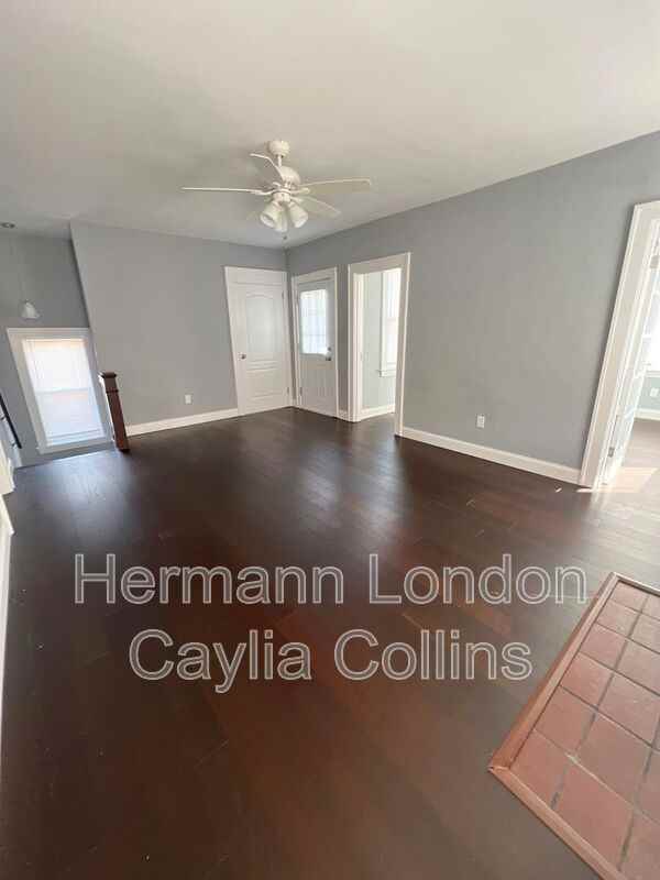 4413 Delor St #2F - Photo 4 of 14