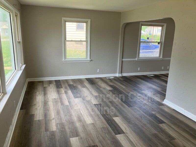 6132 Eaton Dr - Photo 5 of 13