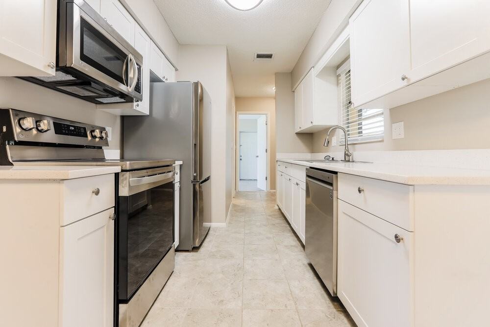 7072 Bougainvillea St - Photo 7 of 19