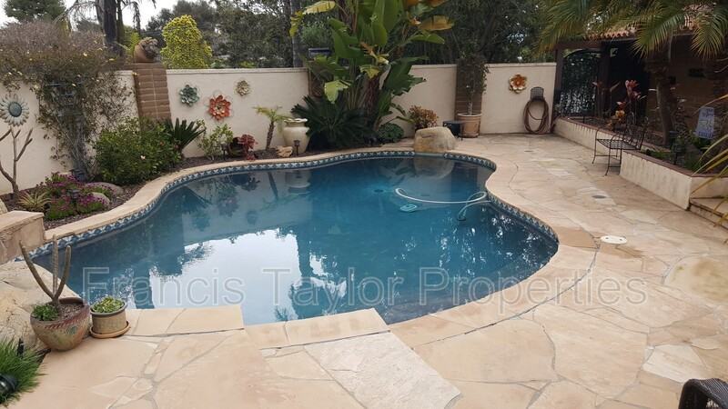3043 Bernardo Ave - Photo 3 of 11