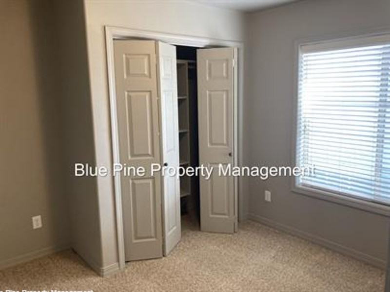 2866 Hunters Loop #602 - Photo 5 of 9