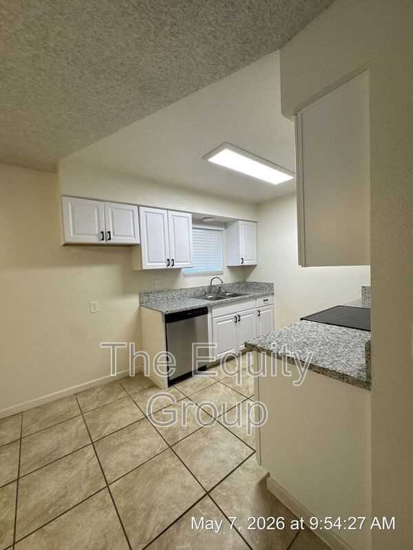 806 Monarch Cir #1 - Photo 5 of 19