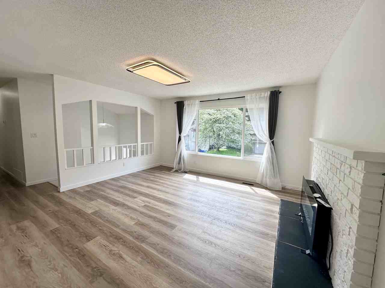3213 Salt Spring Avenue - Photo 2 of 22