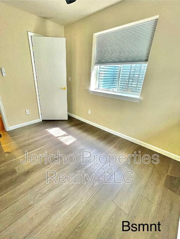 11880 W Independence Ave - Photo 7 of 18