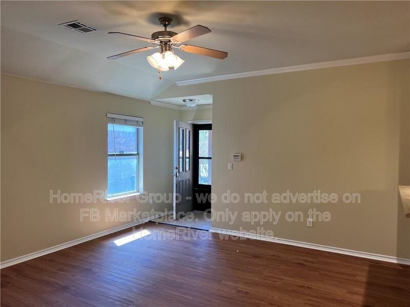 11137 Sw 5th St - Photo 2 of 13