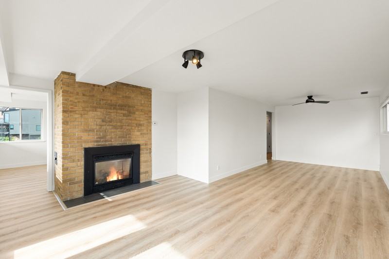 2410 37th Ave Sw - Photo 4 of 17