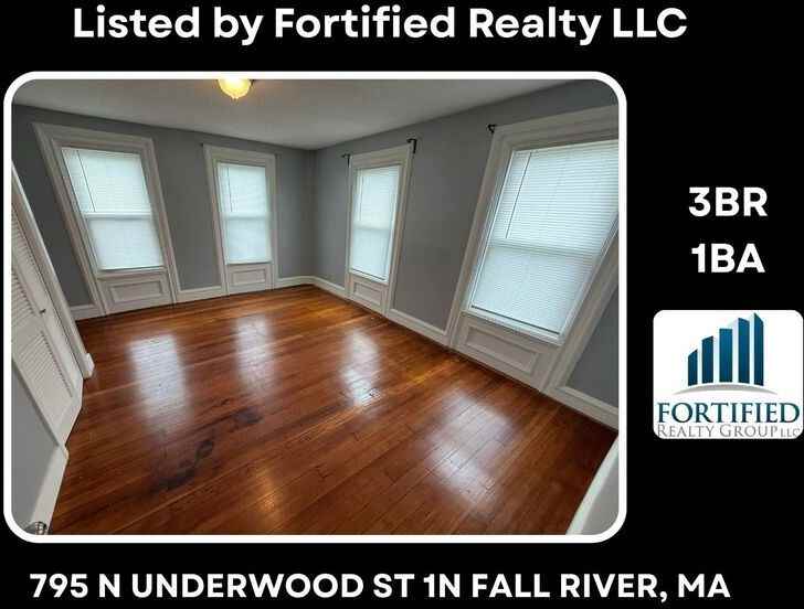 795 N Underwood St #1N
