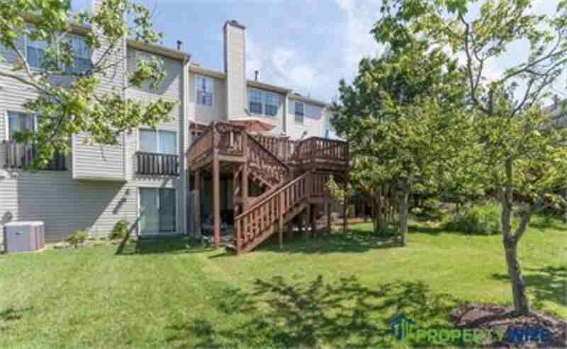 7646 Oldfield Ln - Photo 2 of 6