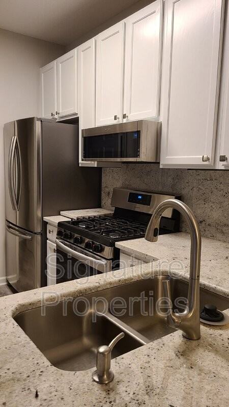 9410 Links Ln #H - Photo 4 of 9