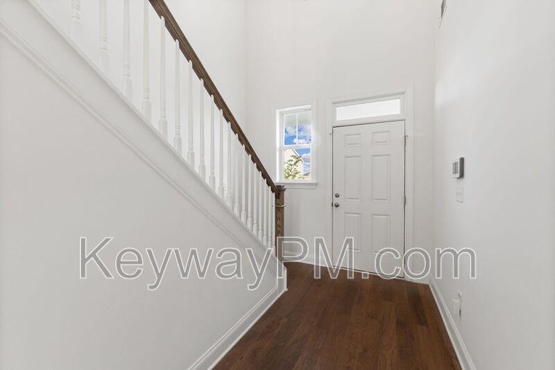 738 Woodvine Dr - Photo 6 of 26