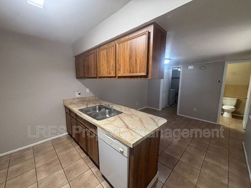 4638 Lighthouse Cir #1 - Photo 6 of 22