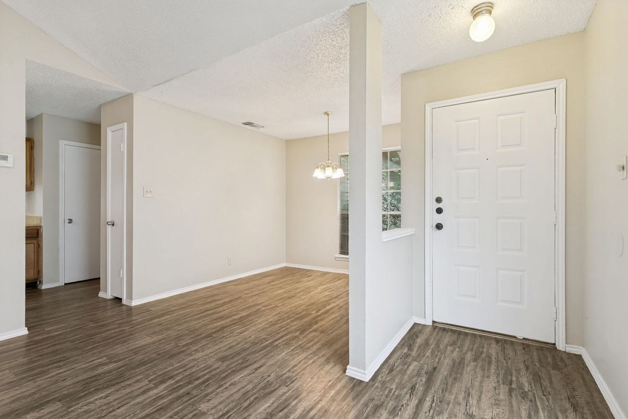 7017 Silver Cyn - Photo 6 of 27