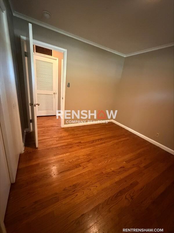 16 Twin Oaks Pl - Photo 4 of 20
