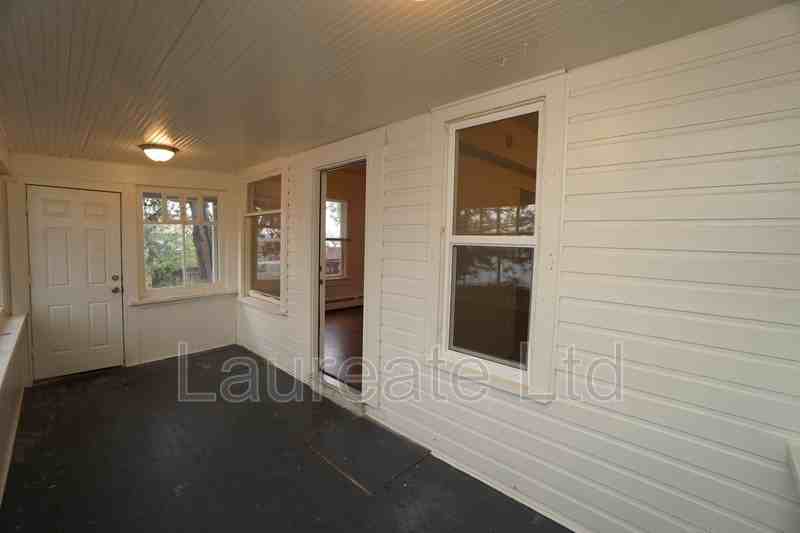 1440 Kenton St - Photo 3 of 21