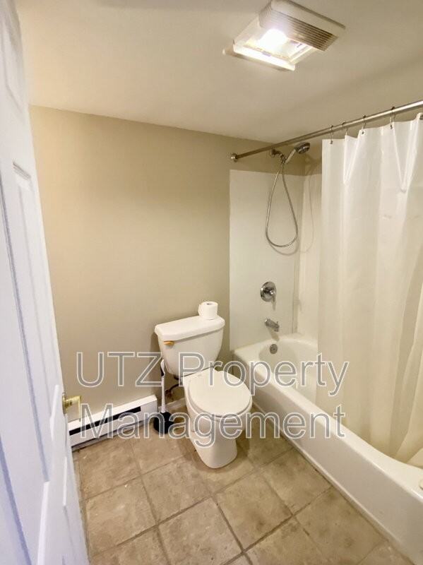 3139 Westminster St #B - Photo 5 of 5