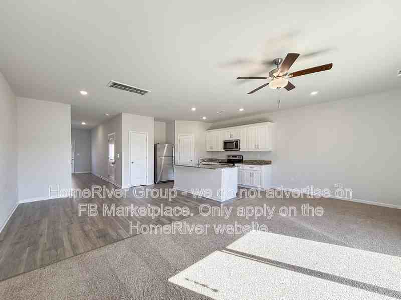 407 Seidov Cobb Way - Photo 2 of 20