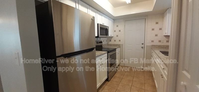 1101 Oakwood Ln - Photo 6 of 29
