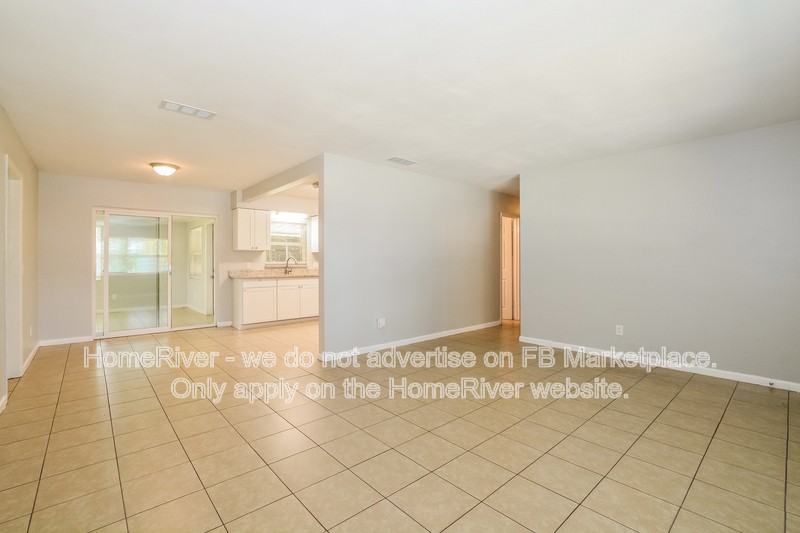 121 Longfellow Rd - Photo 4 of 18