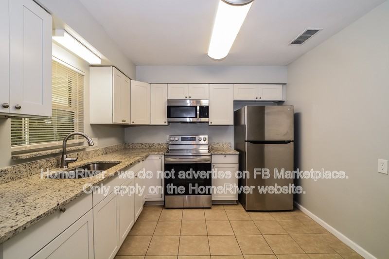 121 Longfellow Rd - Photo 6 of 18