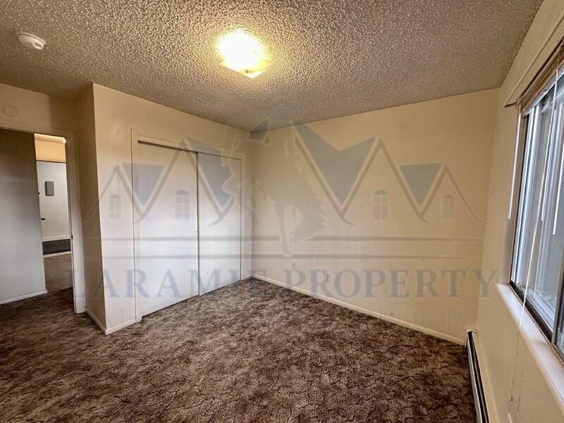 2310 E Garfield St #C12 - Photo 5 of 11