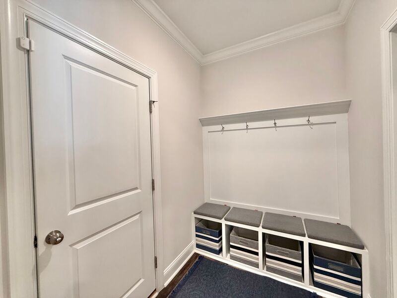 4913 Enlightenment Rd - Photo 6 of 33