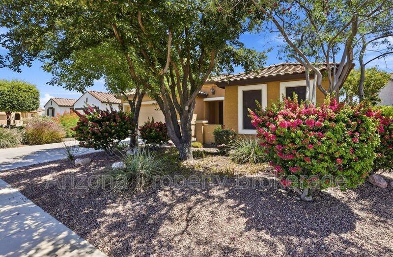 4551 Luna Rd W