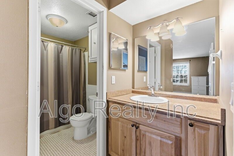 1023 Smetana Rd #6 - Photo 2 of 10